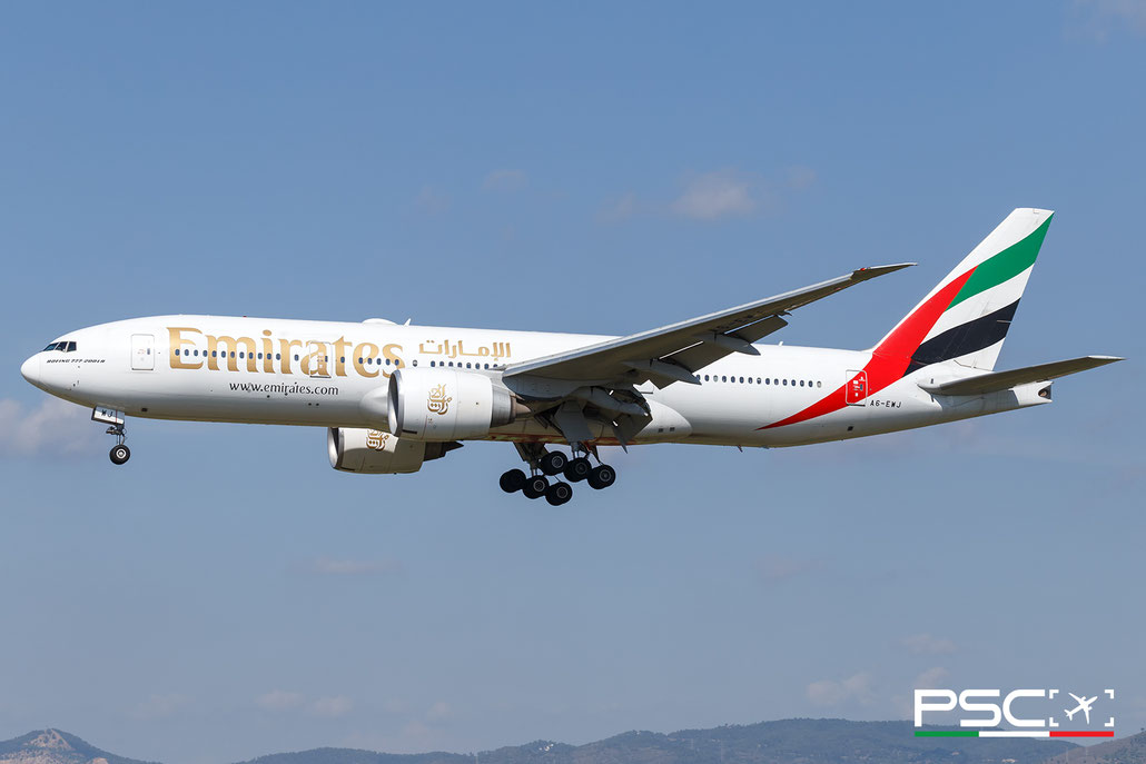 A6-EWJ Boeing 777-21HLR 35590 775 GE90-110B1  Emirates 2009 @ Barcellona BCN 09 2025 © Piti Spotter Club Verona