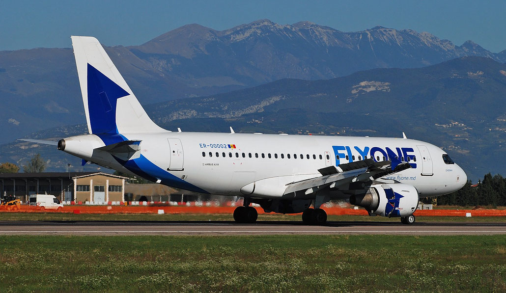 ER-00002 A319-112 1618 FlyOne @ Aeroporto di Verona 10.2018  © Piti Spotter Club Verona