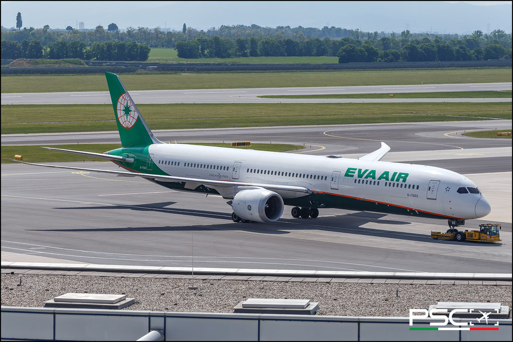 B-17802 Boeing 787-10 60286 866 GEnx-1B  EVA Air (Air Lease Corporation) 2019 @ Vienna VIE 06 2025 © Piti Spotter Club Verona