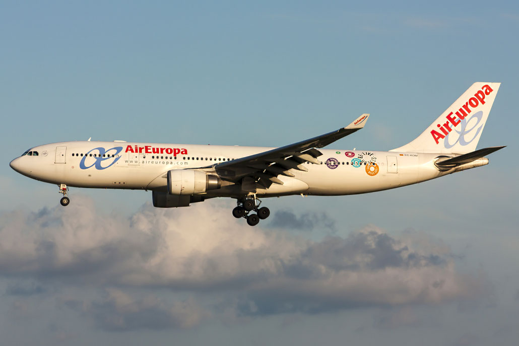 EC-KOM A330-202 931 Air Europa @ Venezia Airport 21.05.2013 © Piti Spotter Club Verona