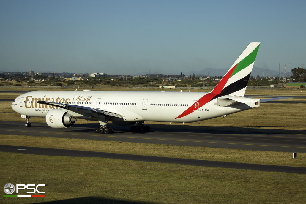 A6-ECI B777-31HER 35580/728 Emirates @ Cape Town International Airport 24.11.2017 © Piti Spotter Club Verona