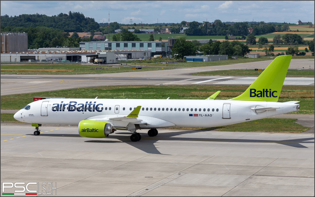 YL-AAO A220-300 55050 airBaltic @ Zurich 07.2023 © Piti Spotter Club Verona