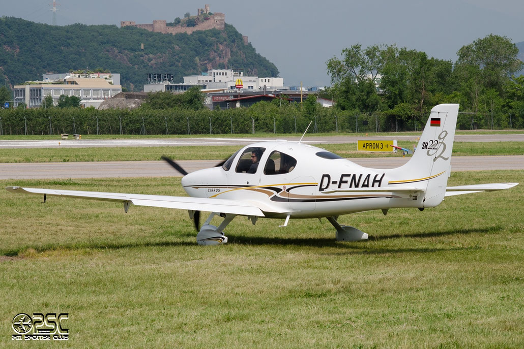 D-ENAH Cirrus Design Corp SR-22 G2 SR22 @ Aeroporto di Bolzano © Piti Spotter Club Verona
