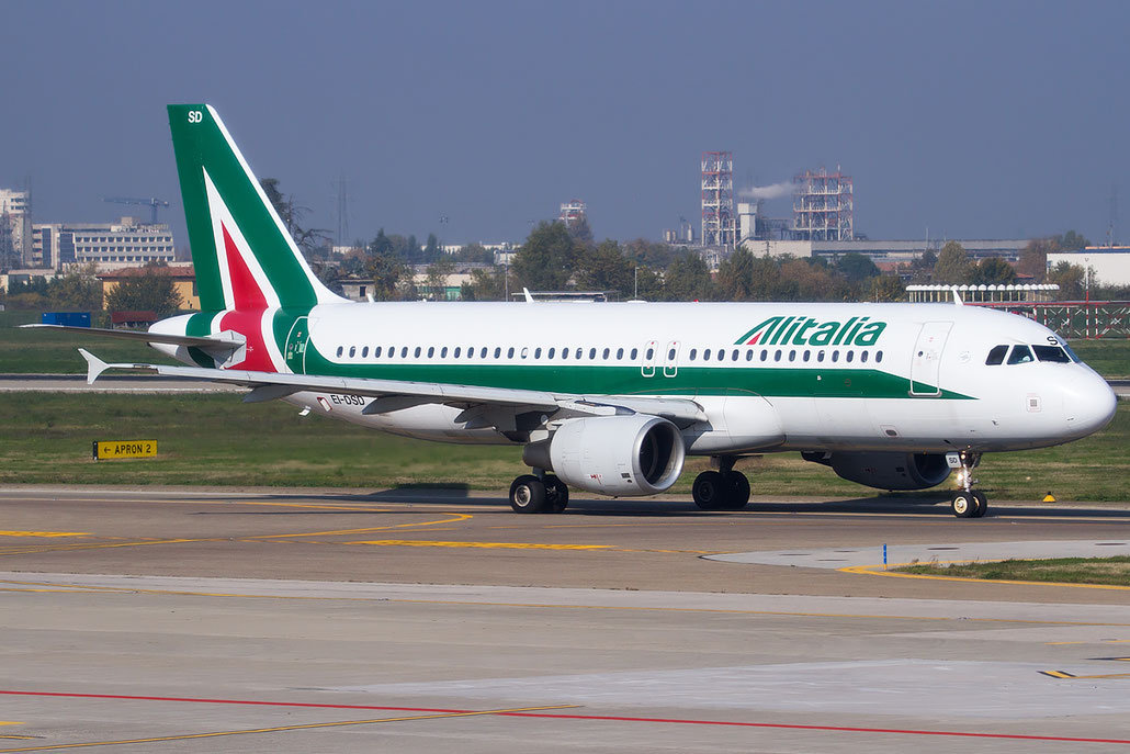 EI-DSD A320-216 3076 Alitalia @ Bologna Airport 05.12.2015 © Piti Spotter Club Verona