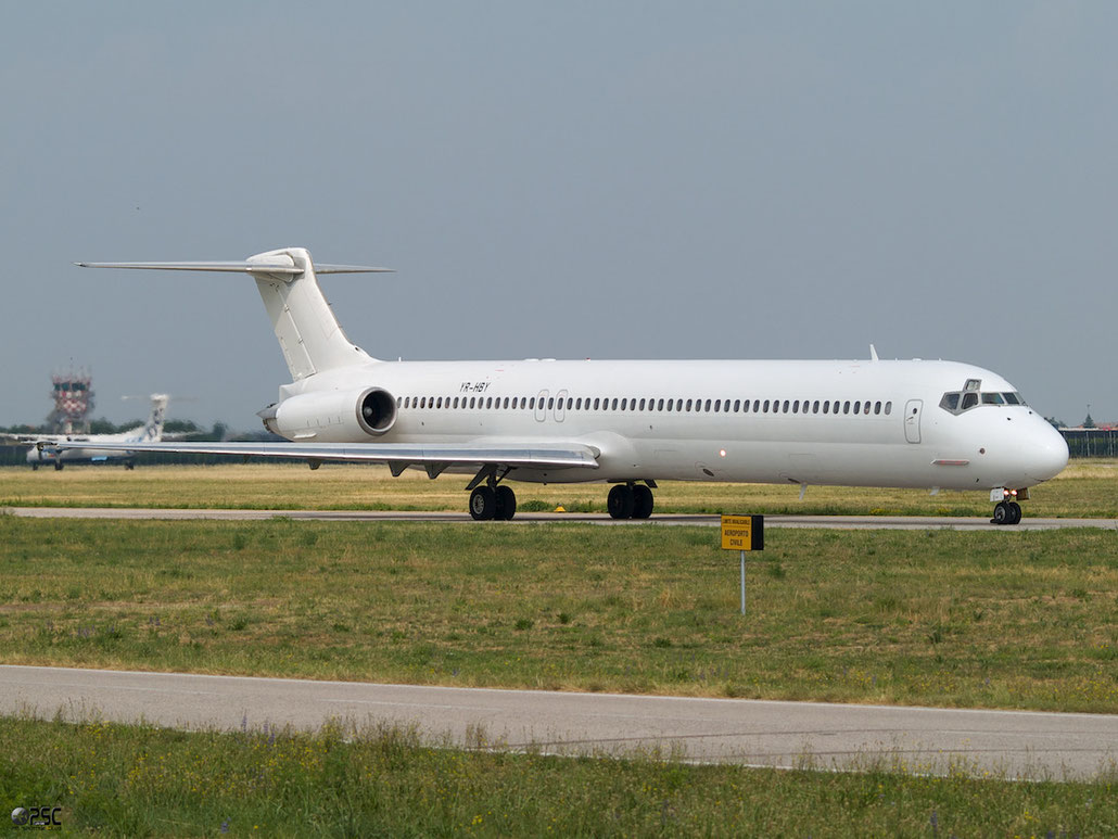 YR-HBY MD-83 49950/1913 Medallion Air