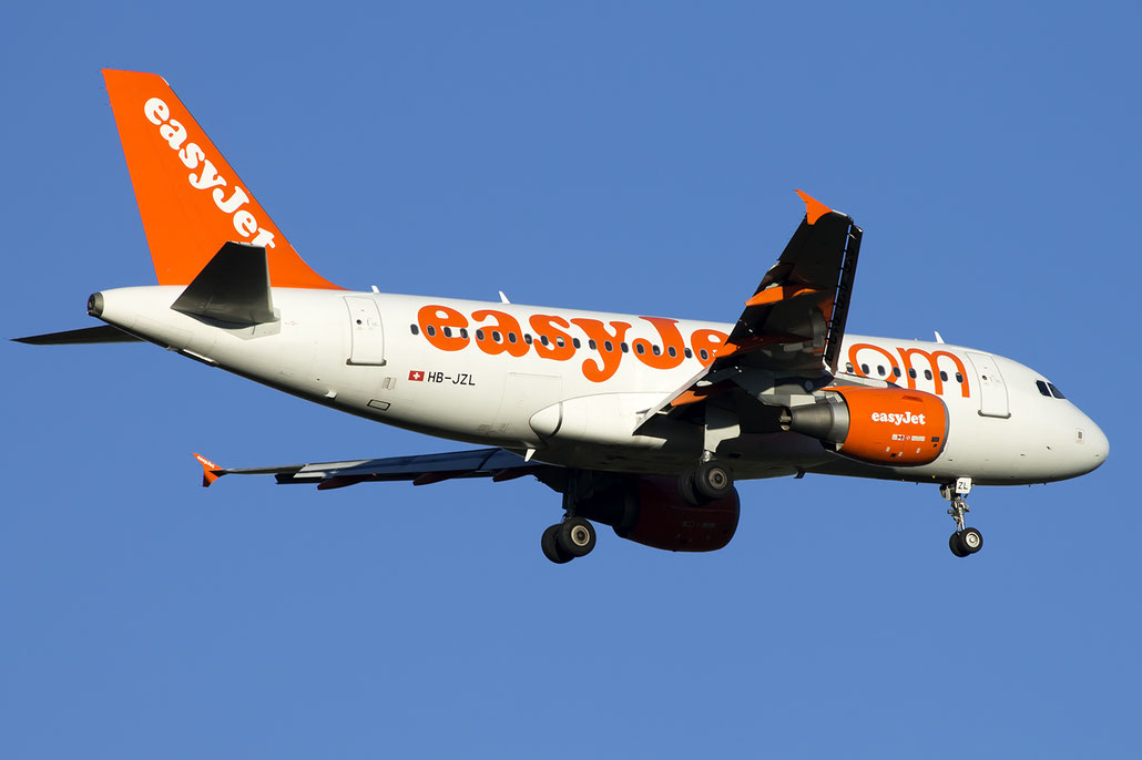 HB-JZS A319-111 3084 EasyJet Switzerland @ Basel Airport 09.2015 © Piti Spotter Club Verona