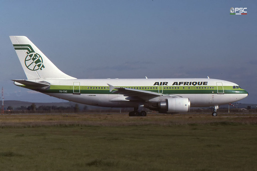 TU-TAC Airbus A310-304 571  CF6-80C2A2  Air Afrique 1991 © Archivio Piti Spotter Club Verona