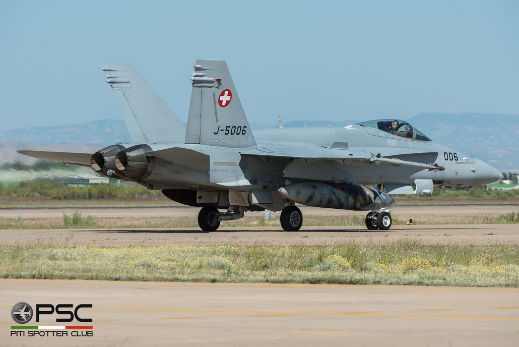 J-5006   F/A-18C-48-MC  1329/SFC006   © Piti Spotter Club Verona 