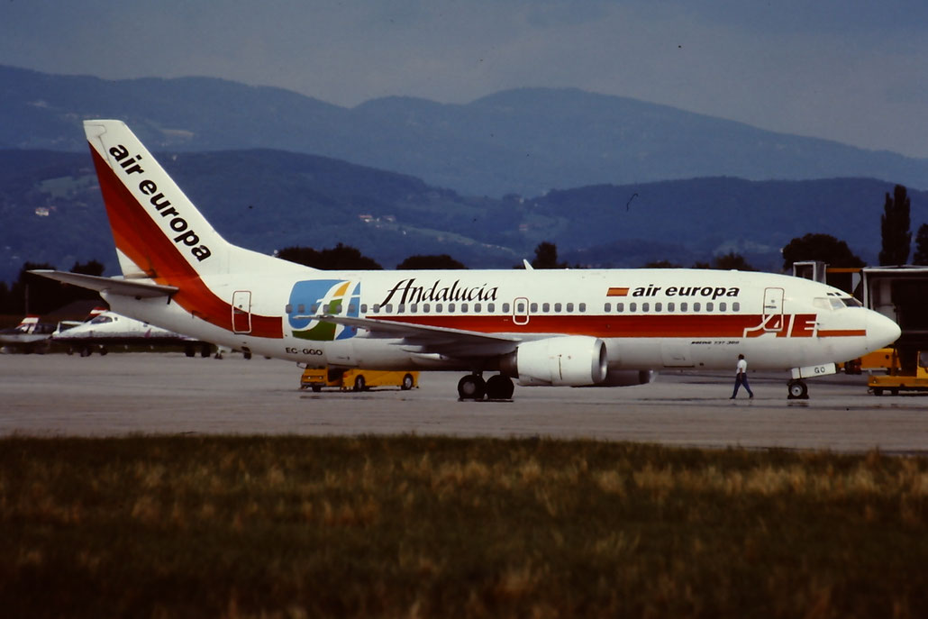 EC-GGO  B737-3M8  24376/1717  Air Europa  @ Aeroporto di Verona © Piti Spotter Club Verona
