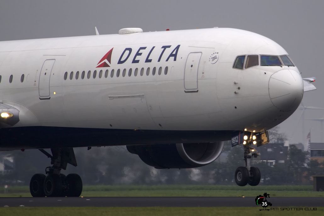 N832MH B767-432ER 29704/807 Delta Air Lines @ Amsterdam Airport 24.10.2015 © Piti Spotter Club Verona