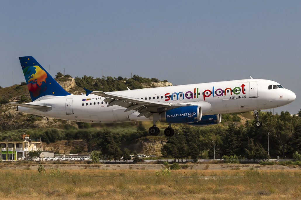 LY-SPB A320-232 2987 Small Planet Airlines @ Rhodes Airport 07.2015 © Piti Spotter Club Verona