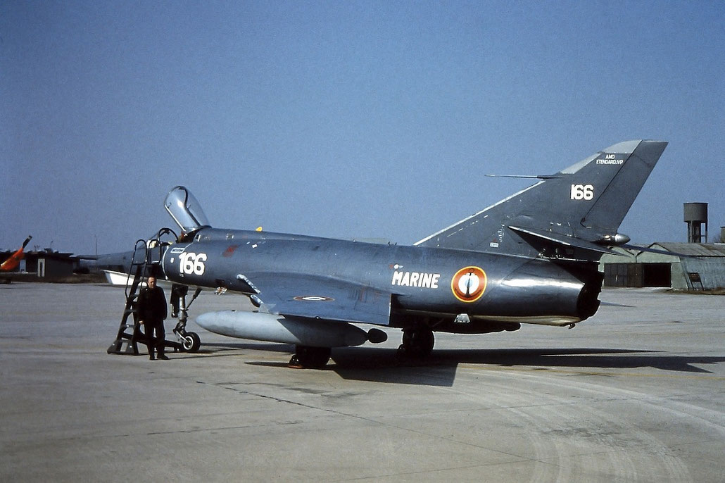 166   Etendard 4P  66 @ Aeroporto di Verona   © Piti Spotter Club Verona
