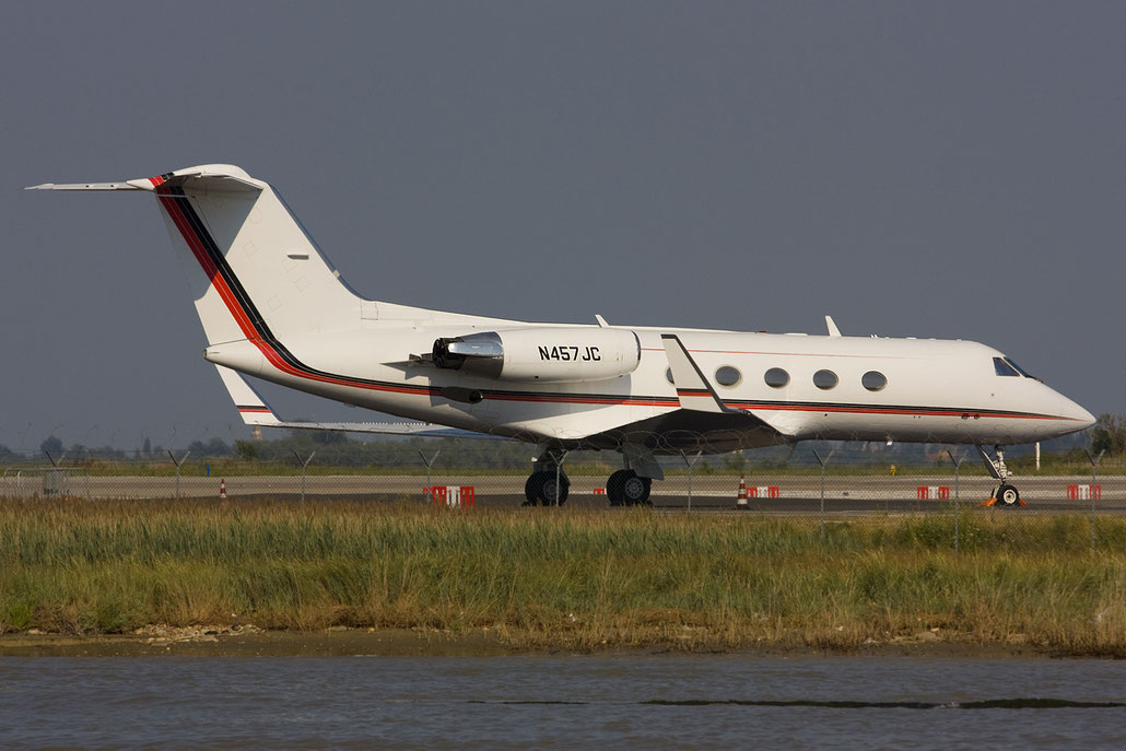 N457JC G-III 457 SLJ Holdings LLC @ Venezia Airport 07.07.2012 © Piti Spotter Club Verona