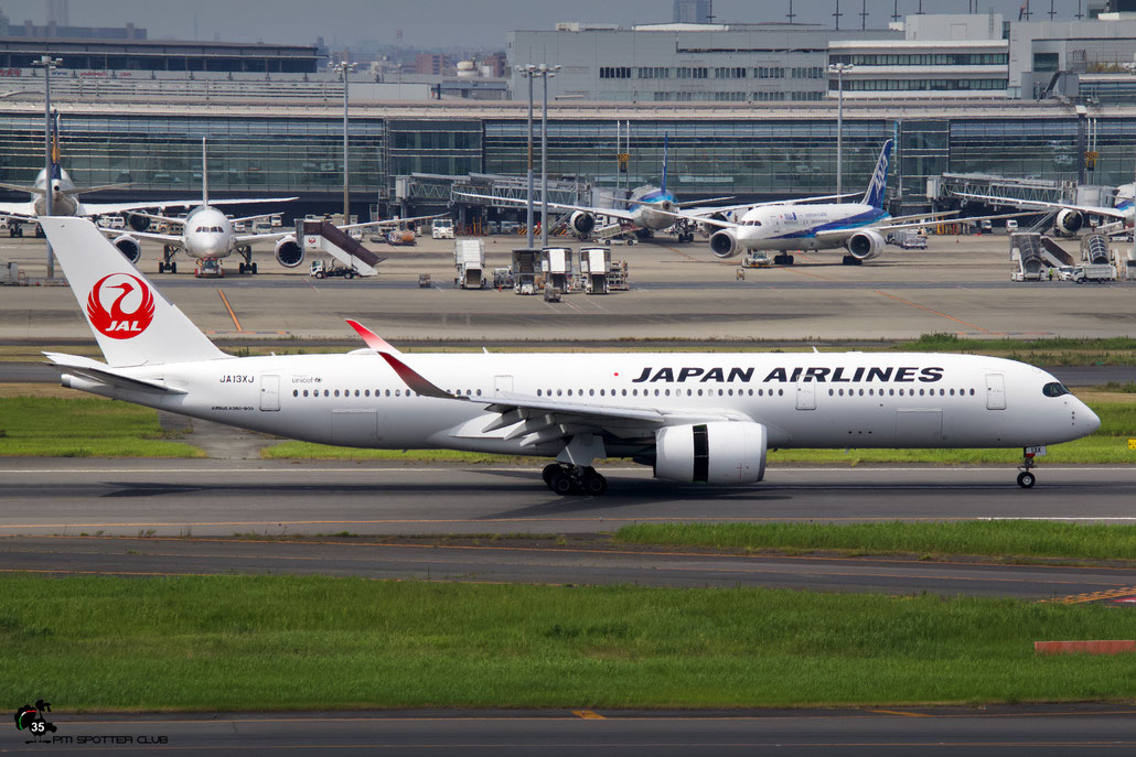 JA13XJ A350-941 538 Japan Airlines International @ Tokyo Haneda 07.2023 © Piti Spotter Club Verona
