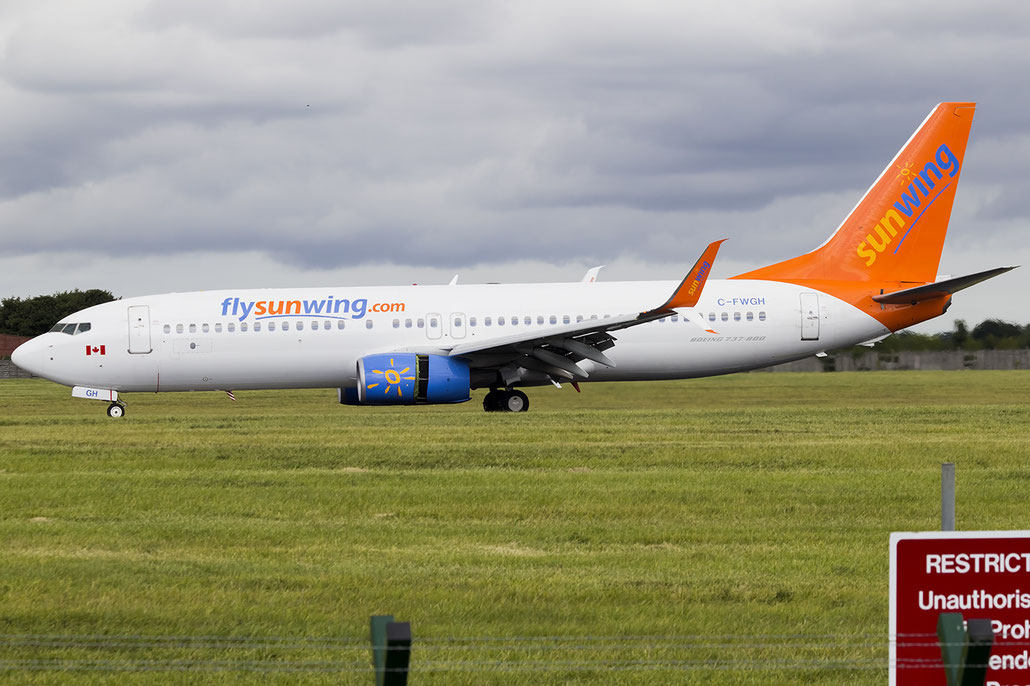 C-FWGH B737-86J 37752/3835 Sunwing Airlines @ Dublin Airport 14.08.2016 © Piti Spotter Club Verona