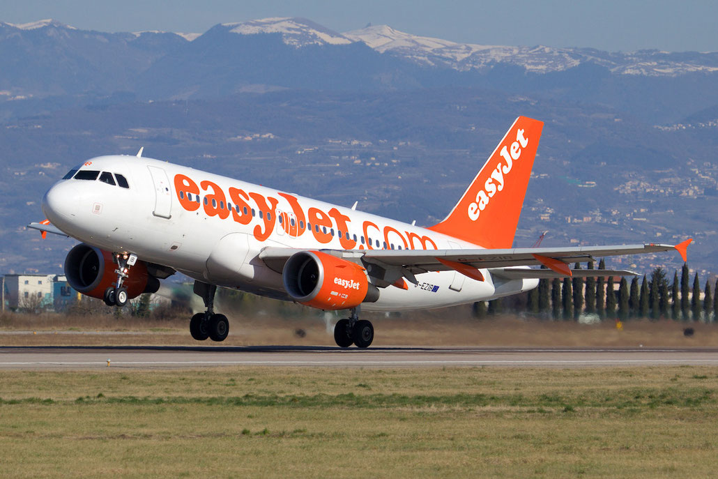 G-EZIB A319-111 2427 EasyJet Airline @ Aeroporto di Verona © Piti Spotter Club Verona