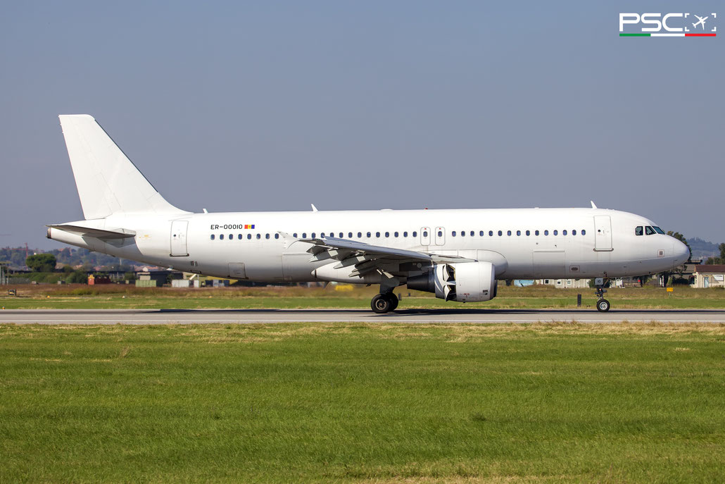 ER-00010 Airbus A320-214 4894  cfm56-5B4/3  FlyOne Airlines (SMBC Aviation Capital) 2011 @ Verona Villafranca 10 2025 © Piti Spotter Club Verona