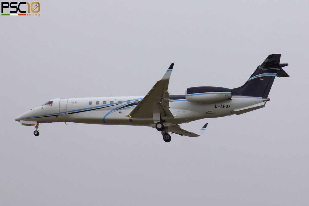 D-AHOX  ERJ135BJ  14501213  Air Hamburg Private Jets @ London Heathrow ©  2022 Piti Spotter Club Verona