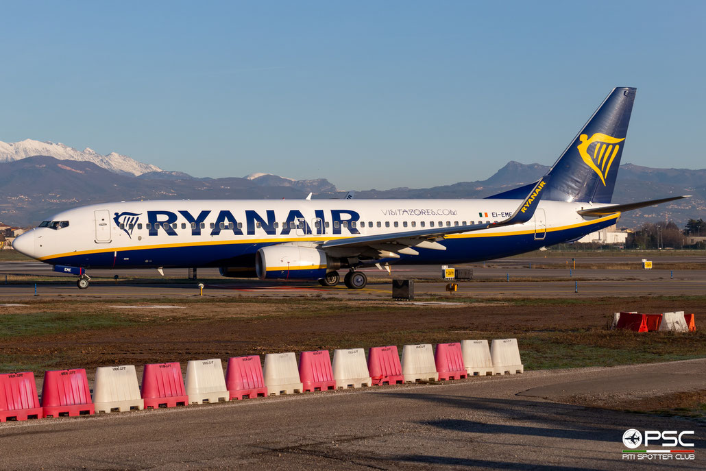 EI-EME B737-8AS 35029/3254 Ryanair @ Aeroporto di Verona 03.2023 © Piti Spotter Club Verona
