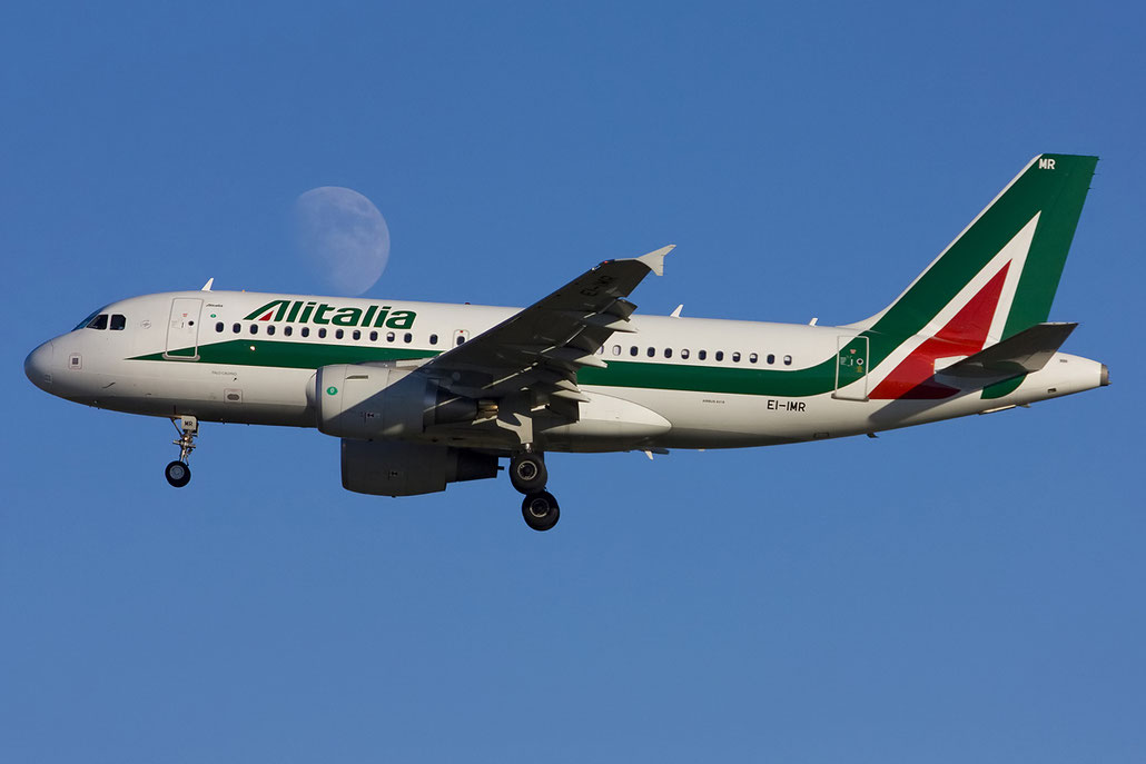EI-IMR A319-111 4875 Alitalia @ Venezia Airport 27.08.2012 © Piti Spotter Club Verona