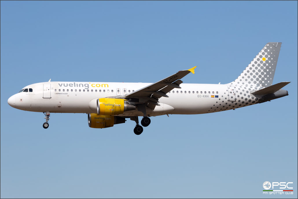 EC-KRH A320-214 3529 Vueling Airlines @ Barcelona 04.2023 © Piti Spotter Club Verona