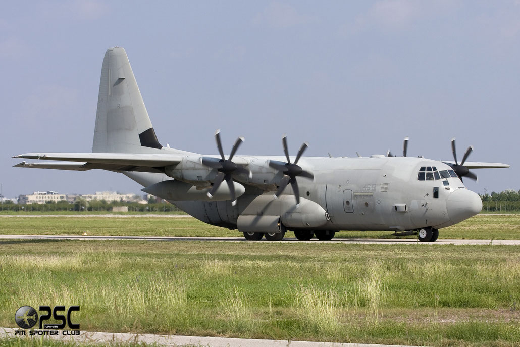 MM62186  46-51  C-130J  5520  2° Gruppo TM @ Aeroporto di Verona   © Piti Spotter Club Verona