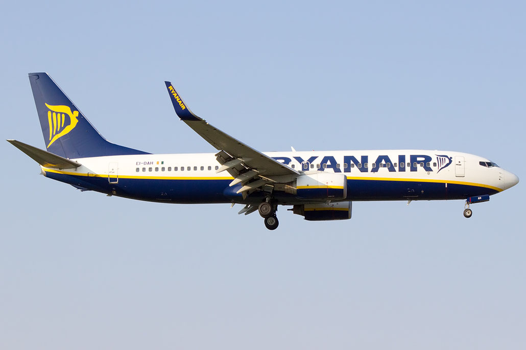 EI-DAH B737-8AS 33546/1269 Ryanair @ Bologna Airport 07.09.2014  © Piti Spotter Club Verona
