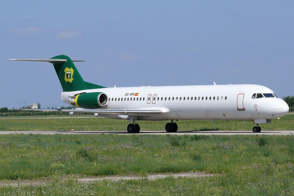 EC-IPV Fokker 100 11451 GirJet - Gestion Aerea Ejecutiva