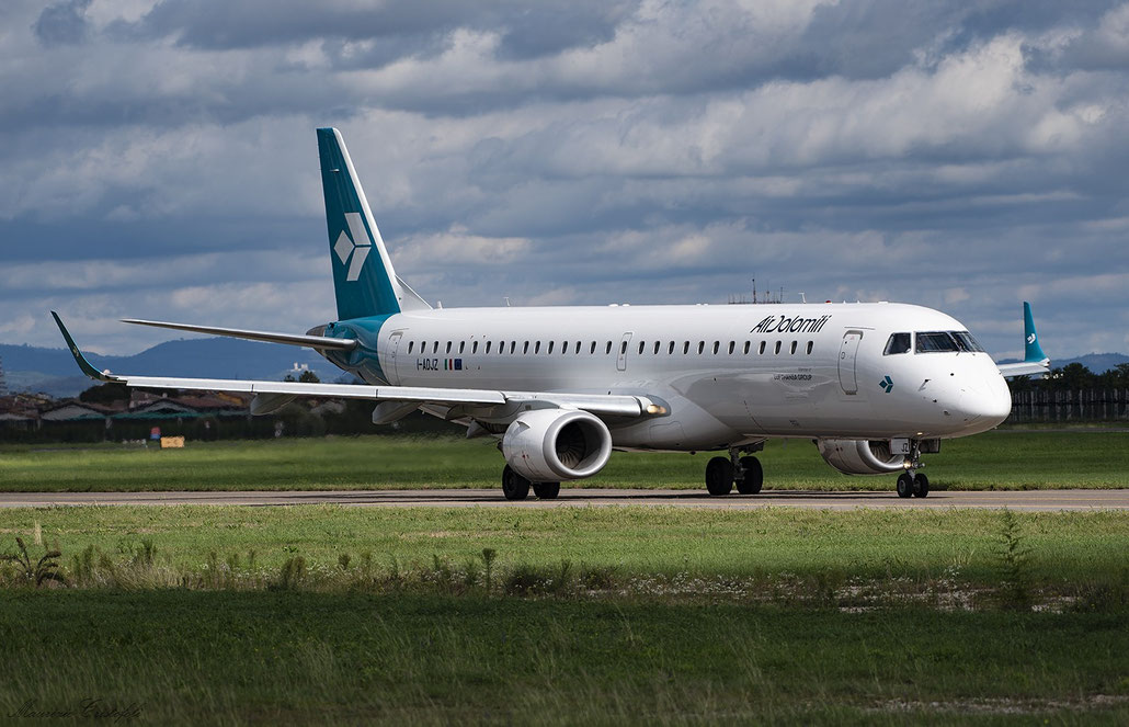 I-ADJZ  ERJ195LR  19000316  Air Dolomiti @ Aeroporto di Verona  09 2022 © Piti Spotter Club Verona
