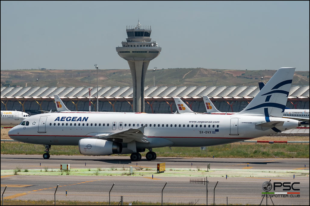 SX-DVX A320-232 3829 Aegean Airlines @ Madrid Airport 2011 © Piti Spotter Club Verona
