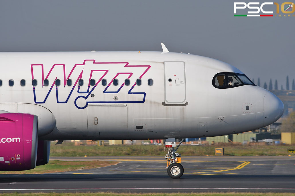 HA-LJD  A320-271N  10129  Wizz Air  @ Aeroporto di Verona 11.2021 © Piti Spotter Club Verona