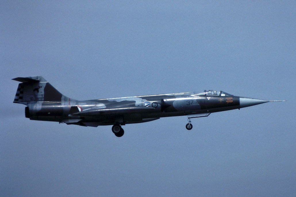 MM6775  37-10  F-104S-ASA-M  1075 @ Aeroporto di Verona   © Piti Spotter Club Verona