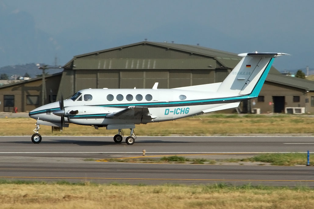  D-ICHG Beech B200 BB-1400 Avanti Air GmbH & Co KG @ Aeroporto di Verona © Piti Spotter Club Verona