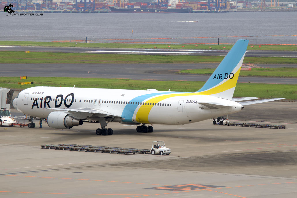 JA605A B767-381ER 32974/882 AIRDO @ Tokyo Haneda 07.2023 © Piti Spotter Club Verona