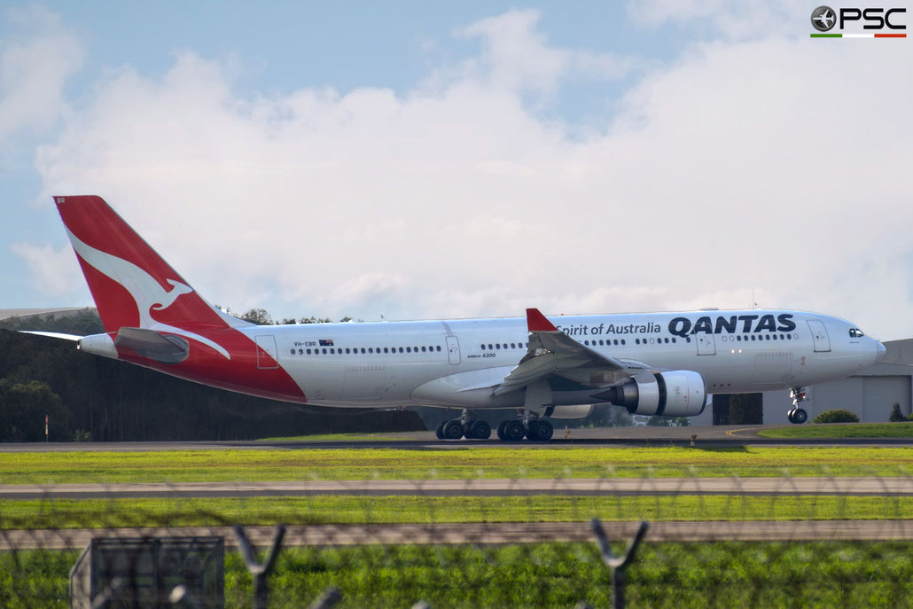 VH-EBR A330-202 1251 QANTAS @ Brisbane Airport - 12/2023 - per gentile concessione di Maurizio Martinelli  ©  Piti Spotter Club Verona