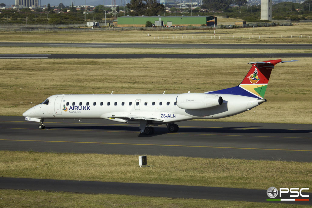 ZS-ALN ERJ140LR 145613 Airlink @ Cape Town International Airport 24.11.2017 © Piti Spotter Club Verona