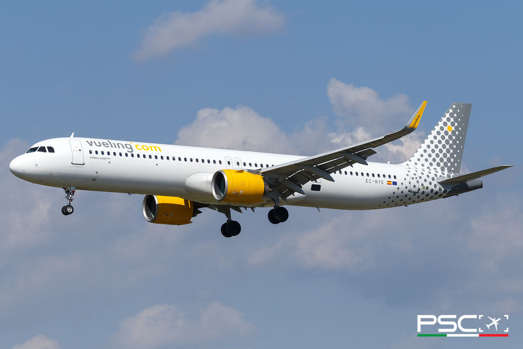 EC-NYE Airbus A321-271NX 11337  PW1133G  Vueling 2023  @ Barcellona BCN 09 2025 © Piti Spotter Club Verona