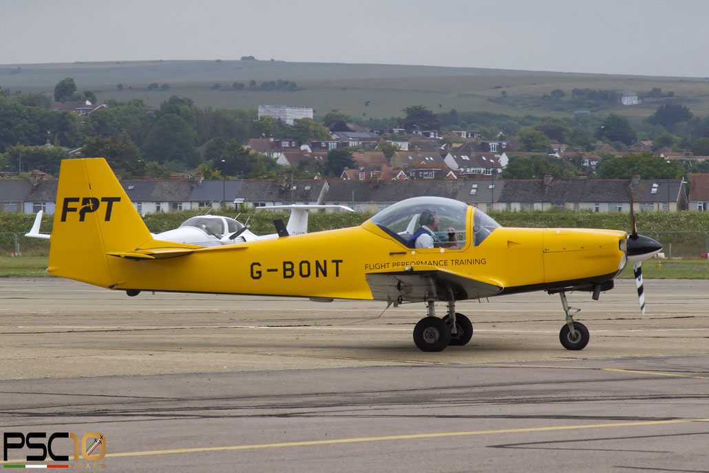 G-BONT : Slingsby T67M Mk.II Firefly · Serial #: 2054 @ Brighton City Airport ©  2022 Piti Spotter Club Verona