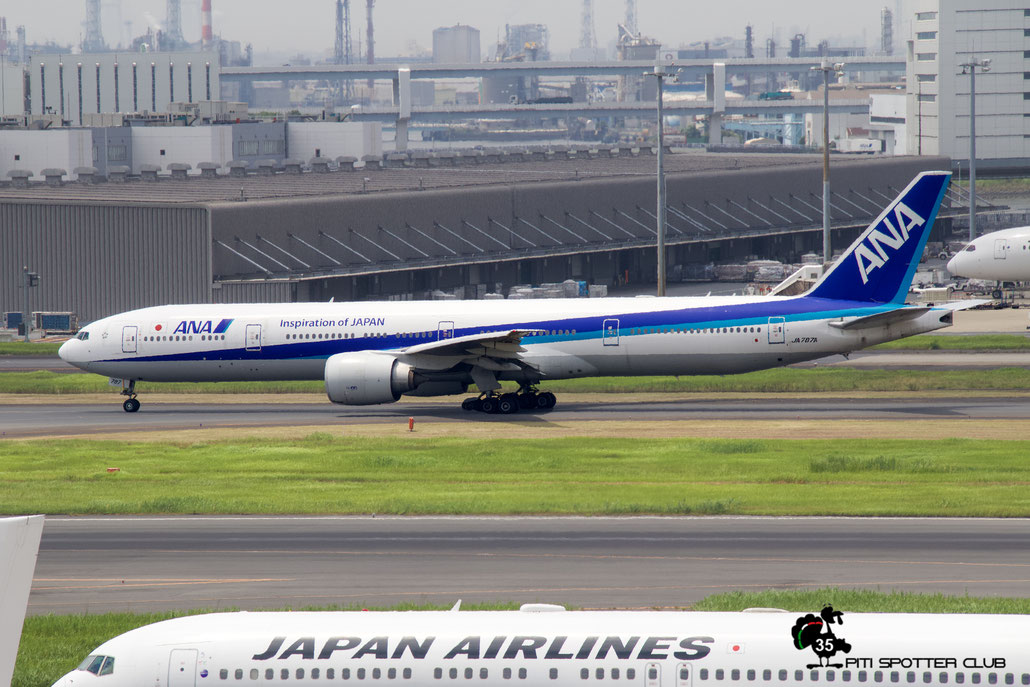 JA787A B777-381ER 37949/870 ANA - All Nippon Airways @ Tokyo Haneda 07.2023 © Piti Spotter Club Verona