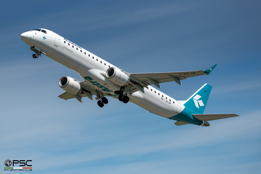 I-ADJW ERJ195LR 19000297 Air Dolomiti @ Aeroporto di Verona 04.2019  © Piti Spotter Club Verona