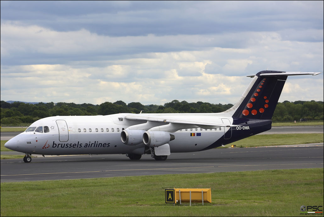 OO-DWA BAe146-RJ100 E3308 Brussels Airlines @ Manchester 21.06.2015 © Piti Spotter Club Verona