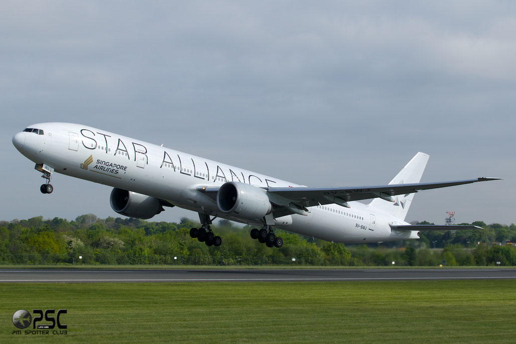 9V-SWJ B777-312ER 34575/623 Singapore Airlines @ Manchester Airport 13.05.2014 © Piti Spotter Club Verona