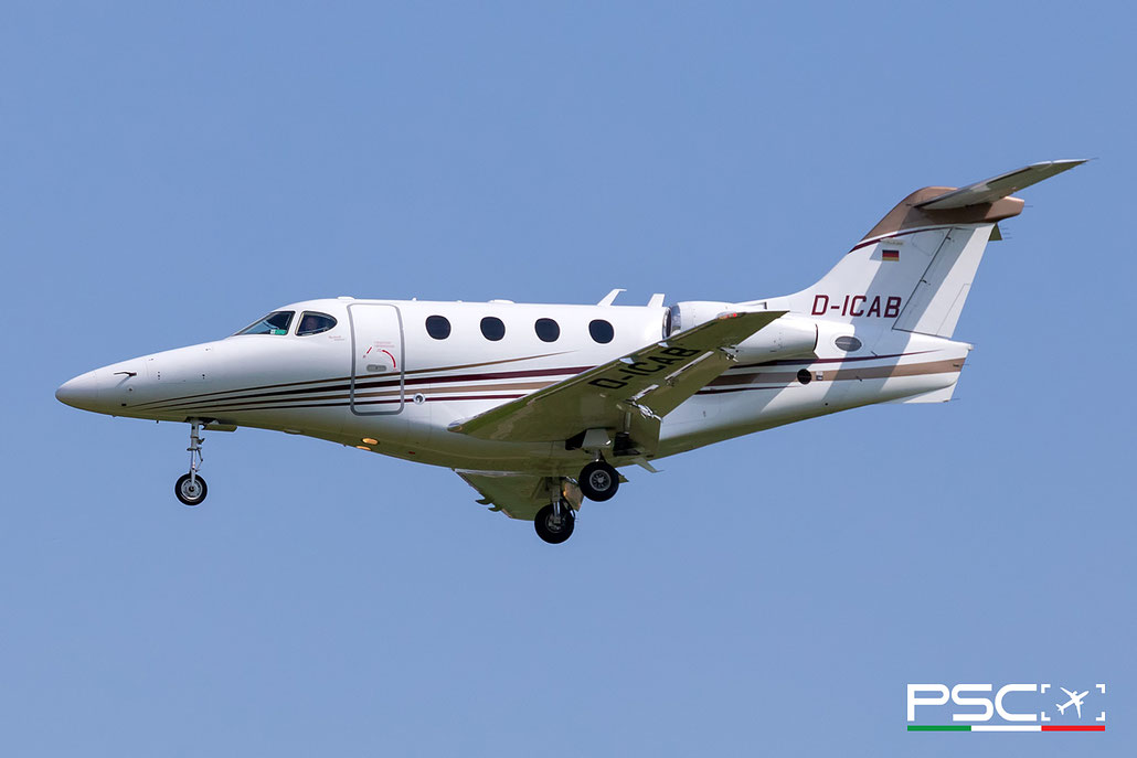 D-ICAB Beech 390 Premier 1A RB-230  FJ44-2A  Fly away GmbH 2008 @ Aeroporto di Verona 07 2024 © Piti Spotter Club Verona