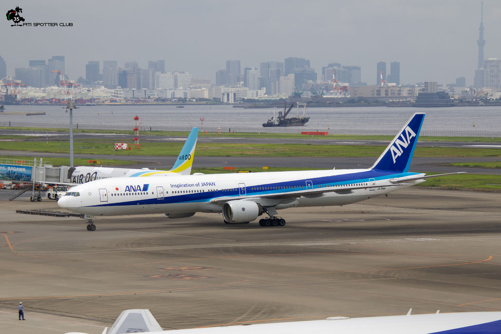 JA754A B777-381 27939/172 ANA - All Nippon Airways @ Tokyo Haneda 07.2023 © Piti Spotter Club Verona