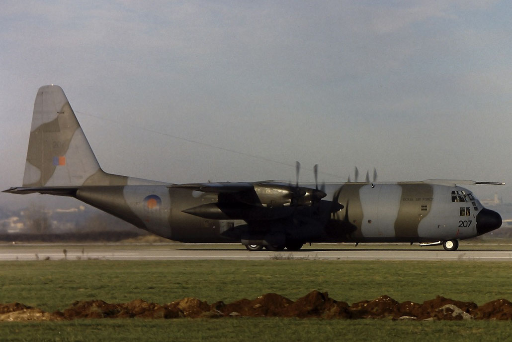 XV207   Hercules C3  4232   @ Aeroporto di Verona   © Piti Spotter Club Verona