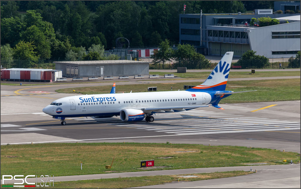 TC-SMB B737-8 63604/8122 SunExpress @ Zurich 07.2023 © Piti Spotter Club Verona