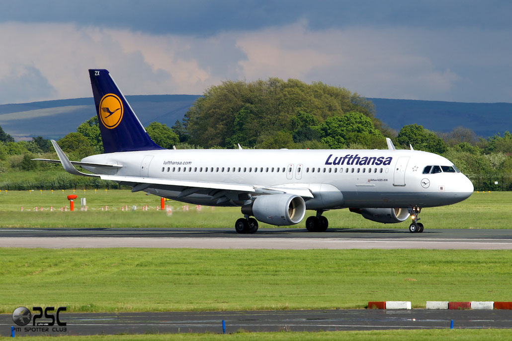 D-AIZX A320-214 5741 Lufthansa @ Manchester Airport 13.05.2014  © Piti Spotter Club Verona