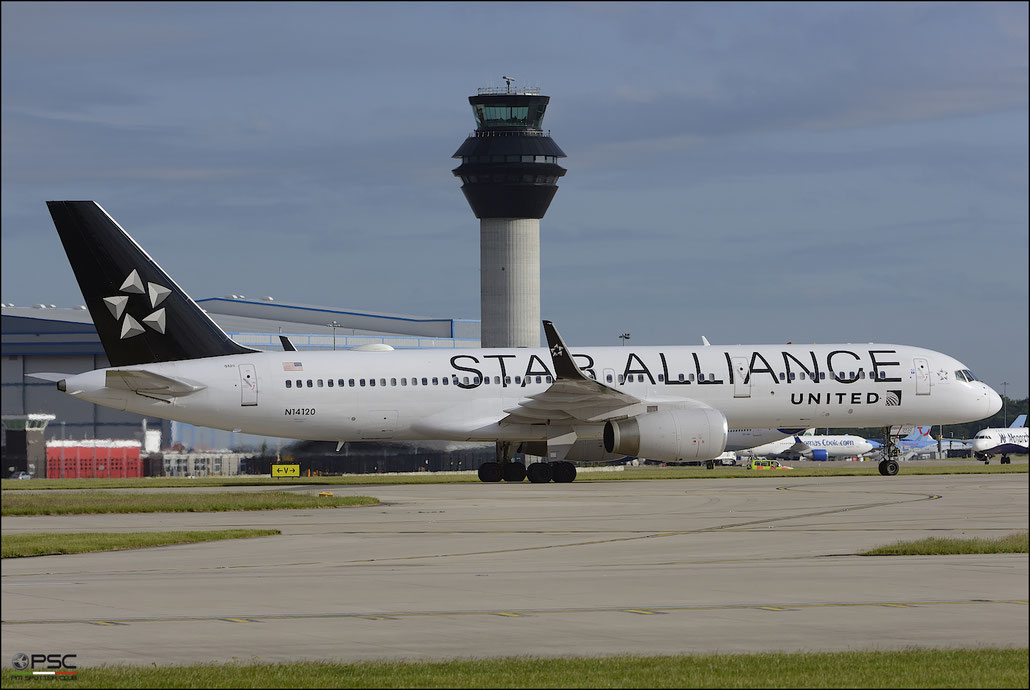 N14120 B757-224 27562/761 United Airlines @ Manchester Airport 21.06.2015 © Piti Spotter Club Verona