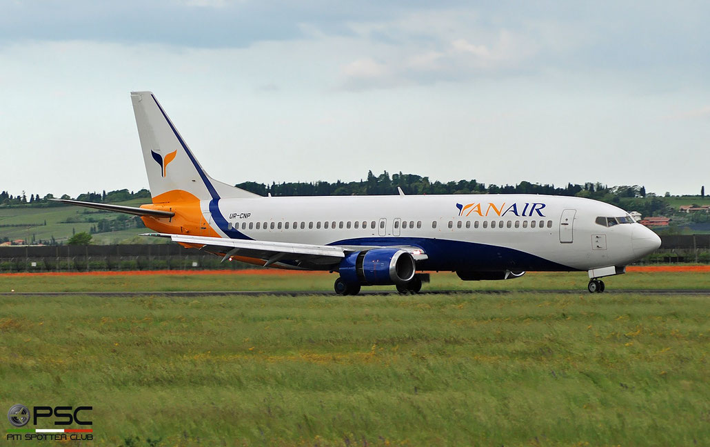 UR-CNP B737-4Y0 23980/1667 YanAir @ Aeroporto di Verona 04.2019  © Piti Spotter Club Verona 