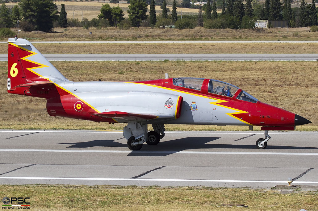 E.25-25 79-25 CASA 101EB 025 794 Esc @ Tanagra (GRE) 09 2023 © Piti Spotter Club Verona